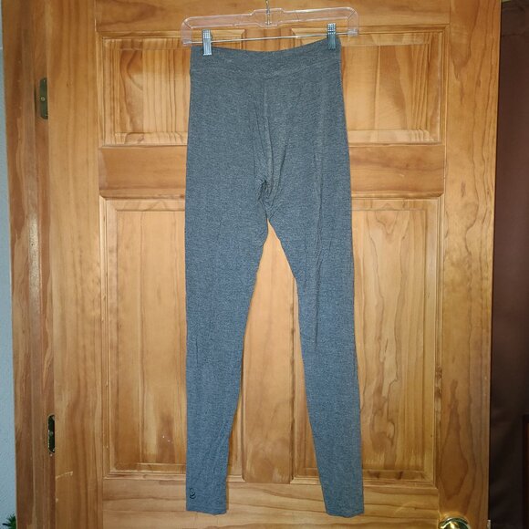 Cuddl Duds Gray Leggings - Picture 3 of 3